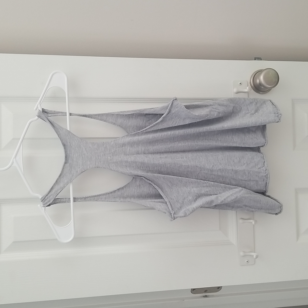 Grey Razorback Tank - Picture 2 of 2